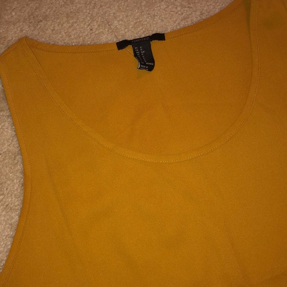 Tank top - Picture 2 of 3